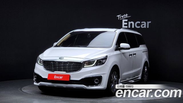 Kia Carnival 2017 thumb 2