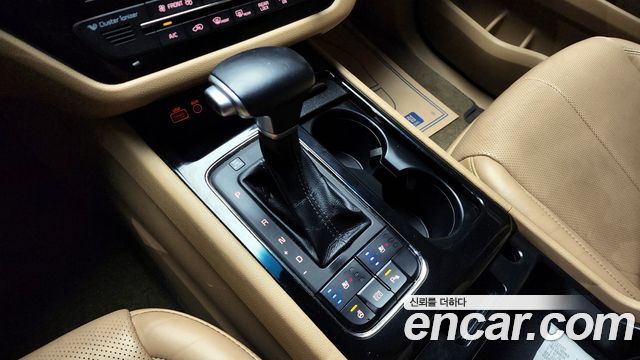 Kia Carnival 2017 thumb 9