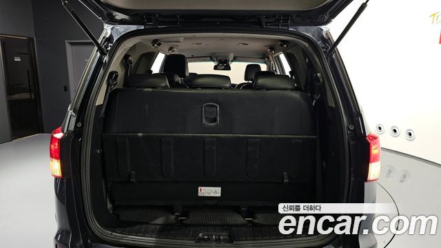 SsangYong Korando 2017 thumb 11
