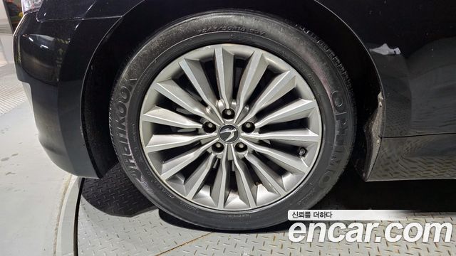 Hyundai Equus 2013 thumb 5