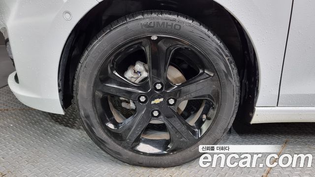 Chevrolet Spark 2021 thumb 6