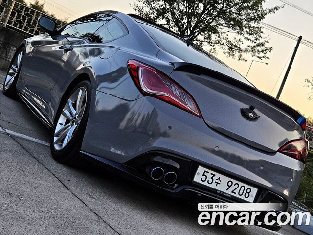 Hyundai Genesis 2010 thumb 2
