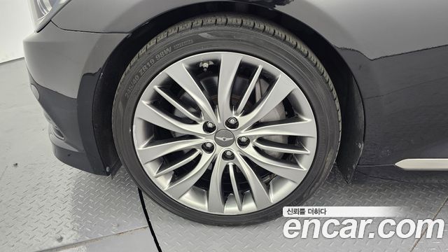 Hyundai Genesis 2015 thumb 6
