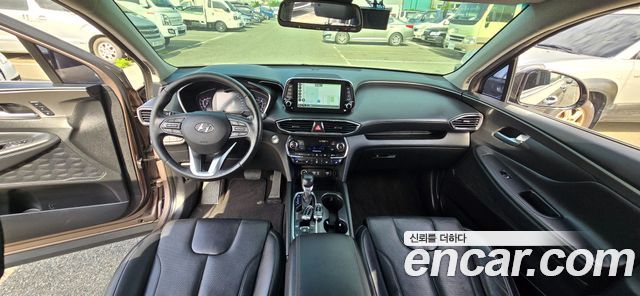 Hyundai Santa Fe 2019 thumb 3