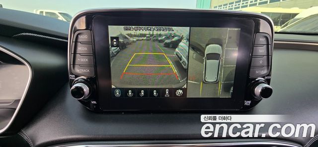 Hyundai Santa Fe 2019 thumb 10