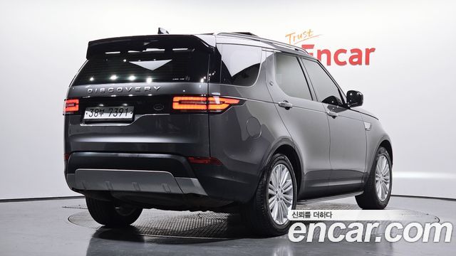 Land Rover Discovery 2019 thumb 3