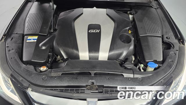 Hyundai Genesis 2012 thumb 6