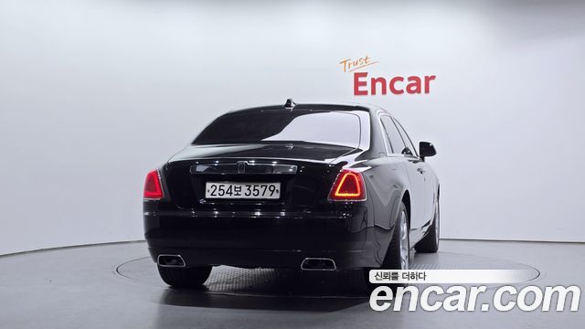 Rolls-Royce Ghost 2020 thumb 5