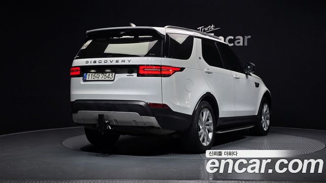 Land Rover Discovery 2018 thumb 3