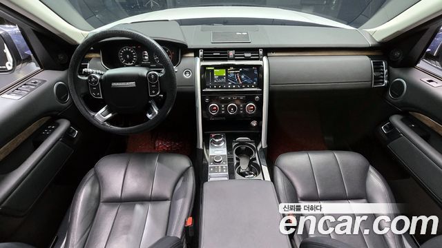 Land Rover Discovery 2018 thumb 8