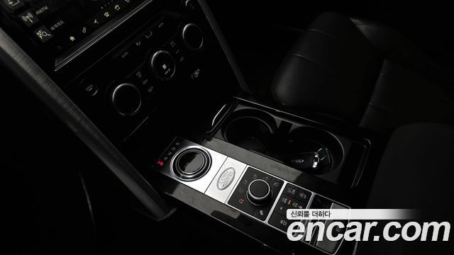 Land Rover Discovery 2018 thumb 10