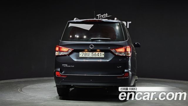 SsangYong Korando 2015 thumb 5
