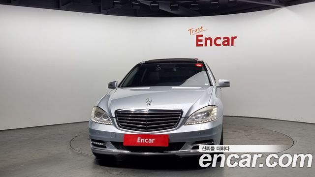 Mercedes-Benz S-Class 2010 thumb 4