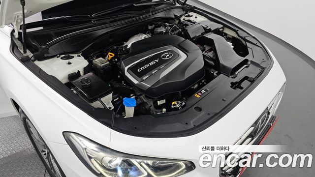 Hyundai Grandeur 2017 thumb 6