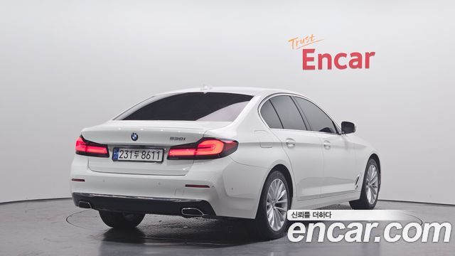 BMW 5 серии 2020 thumb 3