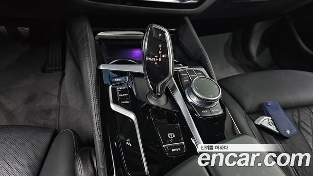 BMW 5 серии 2020 thumb 10