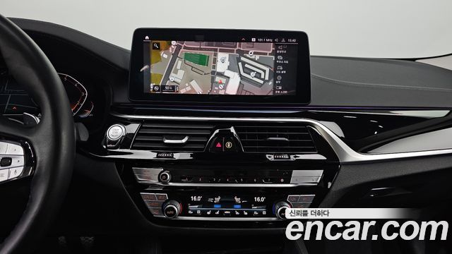 BMW 5 серии 2020 thumb 12