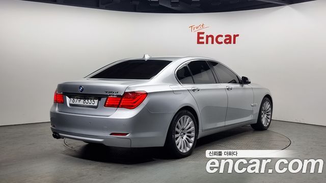 BMW 7 серии 2011 thumb 3