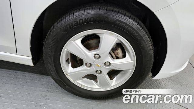 Chevrolet Spark 2021 thumb 5