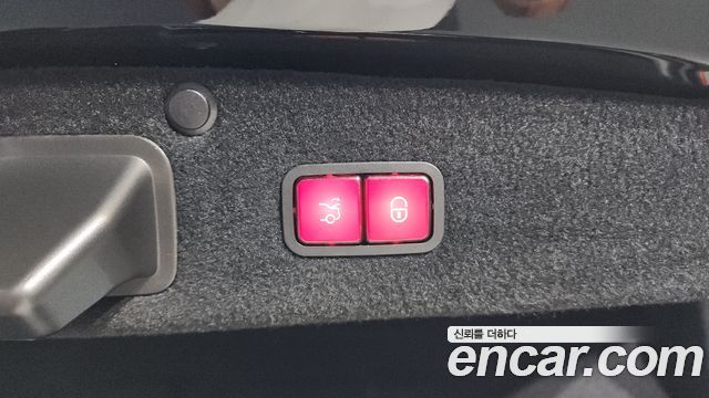 Mercedes-Benz S-Class 2020 thumb 12