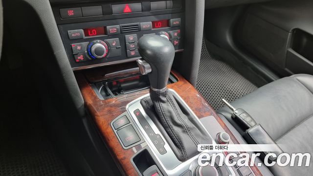 Audi A6 2009 thumb 10