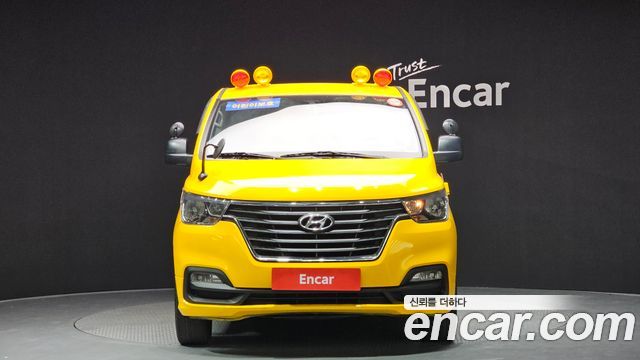 Hyundai Starex 2019 thumb 4