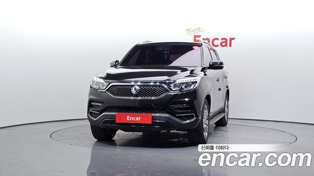 SsangYong Rexton 2018 thumb 4