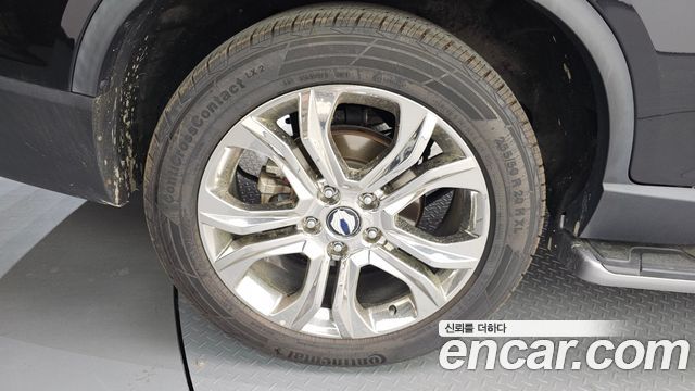 SsangYong Rexton 2018 thumb 6