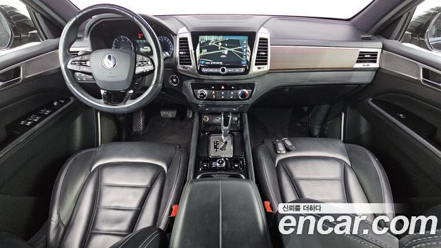 SsangYong Rexton 2018 thumb 8