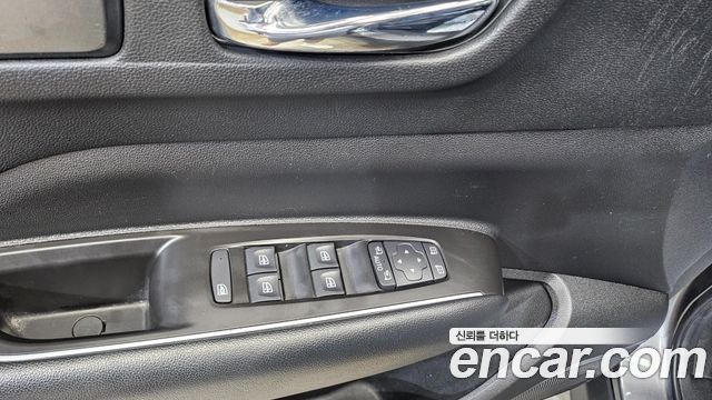 Renault Korea QM6 2021 thumb 12