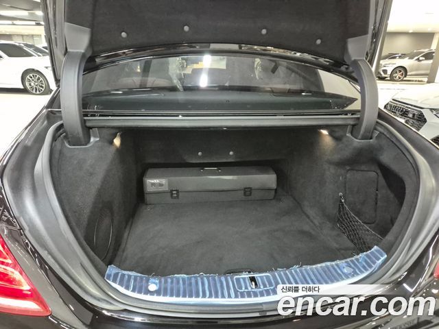 Mercedes-Benz S-Class 2015 thumb 6