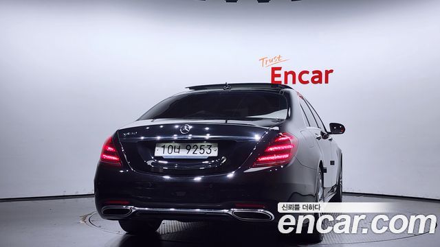 Mercedes-Benz S-Class 2018 thumb 4