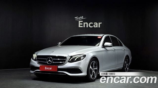 Mercedes-Benz E-Class 2020 thumb 2