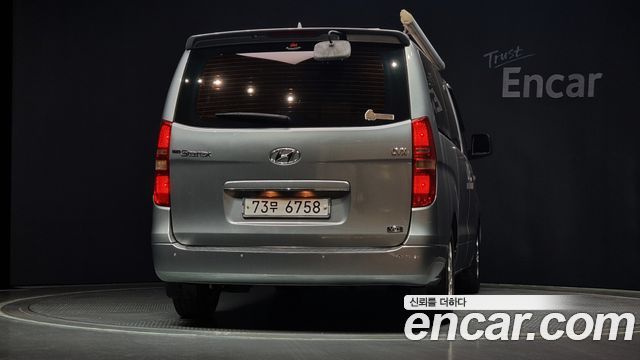 Hyundai Starex 2011 thumb 5