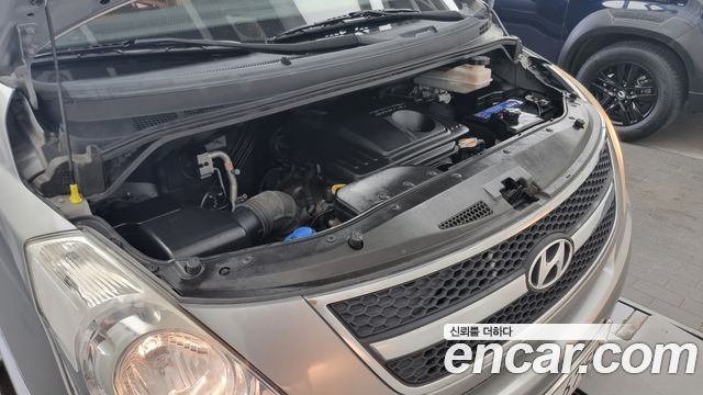 Hyundai Starex 2011 thumb 7