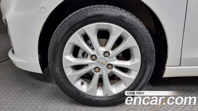 Chevrolet Spark 2020 thumb 5