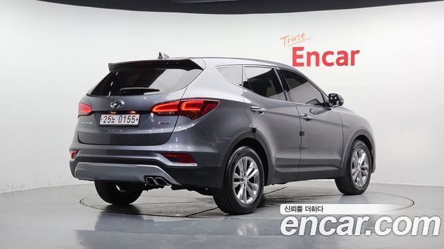 Hyundai Santa Fe 2016 thumb 3