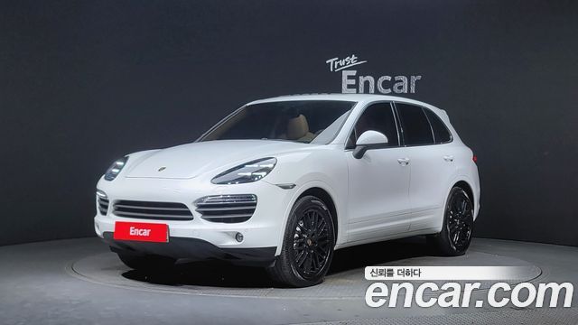 Porsche Cayenne 2012 thumb 2