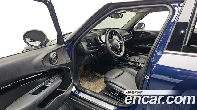 Mini Clubman 2019 thumb 11