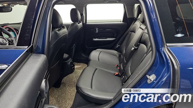 Mini Clubman 2019 thumb 12