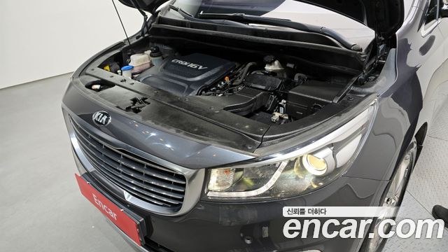 Kia Carnival 2016 thumb 7