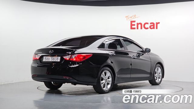Hyundai Sonata 2010 thumb 3