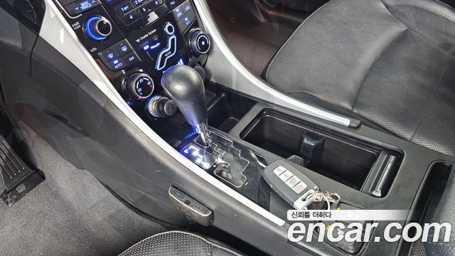 Hyundai Sonata 2010 thumb 10