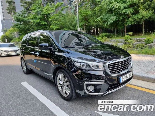 Kia Carnival 2014 thumb 12