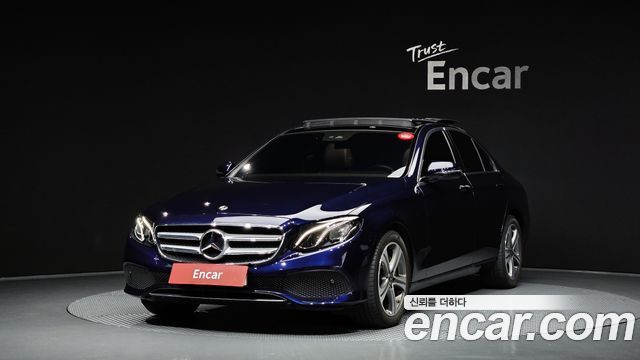 Mercedes-Benz E-Class 2019 thumb 2