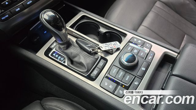 Hyundai Genesis 2015 thumb 10