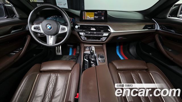 BMW 5 серии 2020 thumb 8