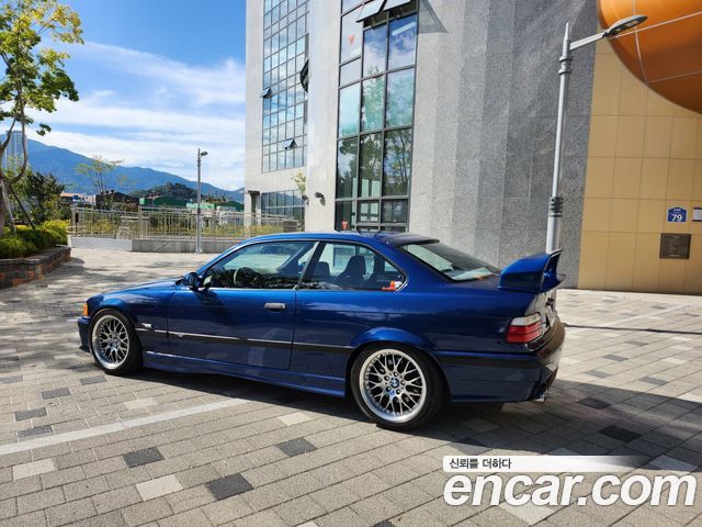 BMW M3 1995 thumb 3