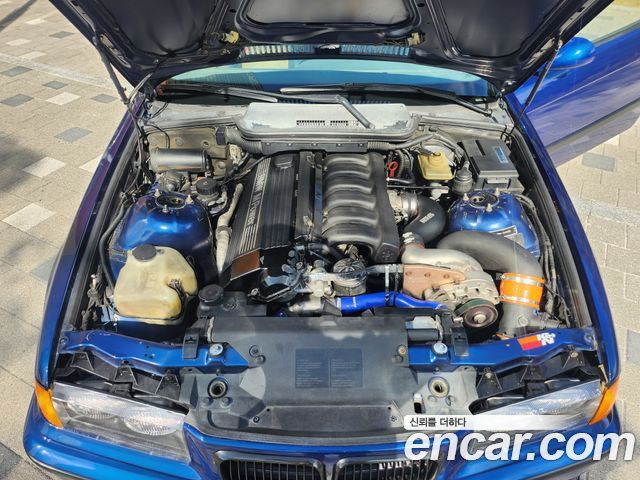 BMW M3 1995 thumb 7