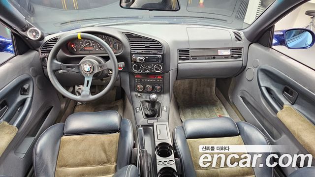 BMW M3 1995 thumb 8